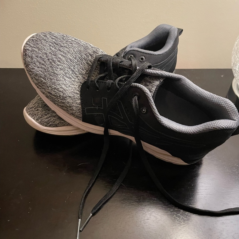 ASICS size 8 worn